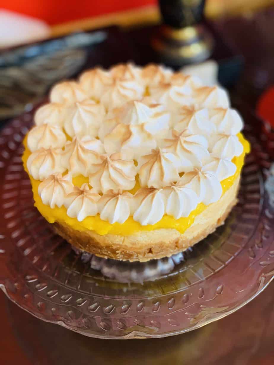 Lemon Meringue Cheesecake lemon meringue cheesecake, dessert, lemon, cheesecake, Ninja Foodi, Ninja Foodi recipe, instant pot, instant pot recipe, meringue, lemon curd, pie