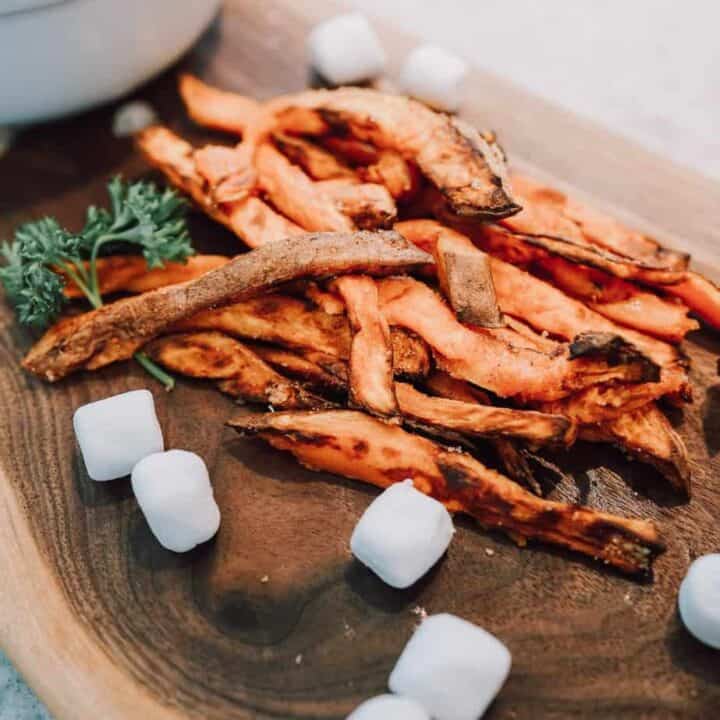 Ninja Foodi sweet potato fries, instant pot sweet potato fries, sweet potato fries, air fryer sweet potato fries, Ninja Foodi sweet potato, Ninja Foodi potato, sweet potato, side dish, potato, marshmallow, instant pot sweet potato, instant pot potato, Ninja Foodi recipe, Ninja Foodi side dish, instant pot side dish