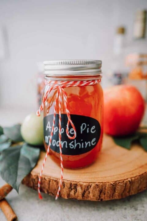 apple, apples, apple pie, apple pie moonshine, moonshine, alcohol, drink, martini, instant pot, Ninja Foodi, beverage, cocktails, vodka, ever clear