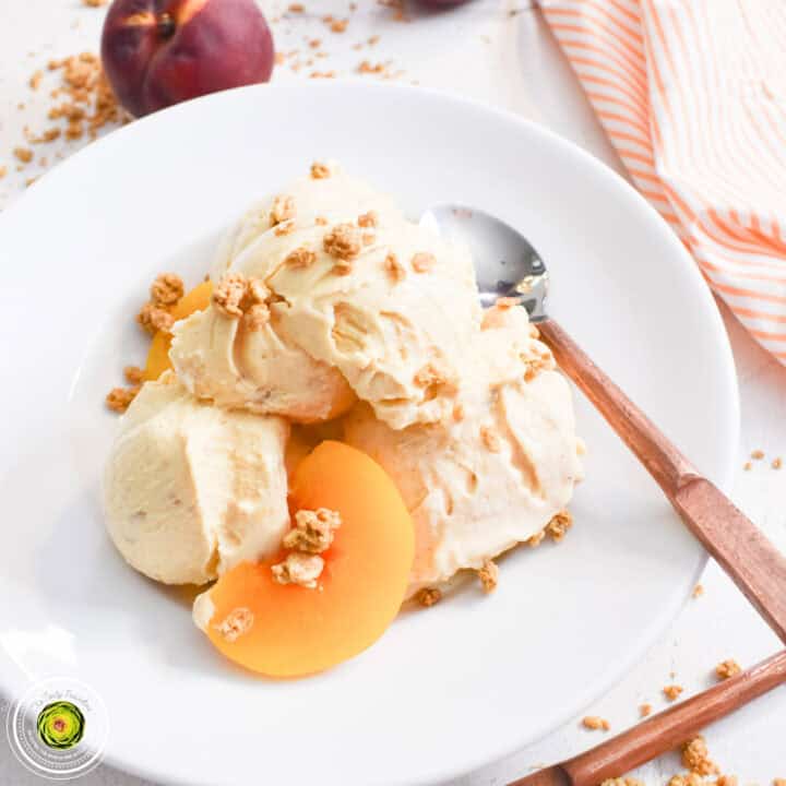 Ninja Creami Peach Cobbler Frozen Yogurt.