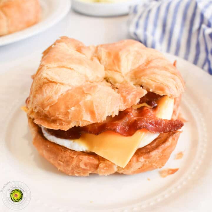 Ninja Foodi Grill Breakfast Sandwiches Featured Image-1